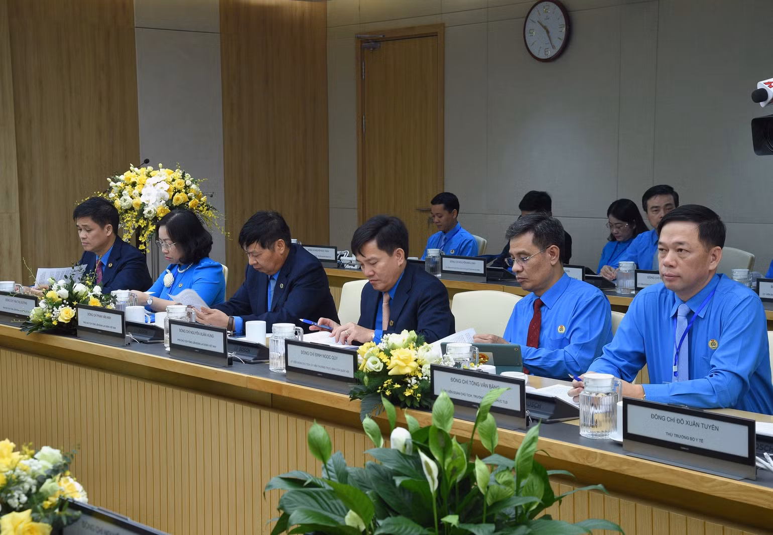 [Ảnh] Thủ tướng dự Hội nghị đánh giá việc thực hiện quy chế công tác giữa Chính phủ với Tổng Liên đoàn Lao động Việt Nam ảnh 4