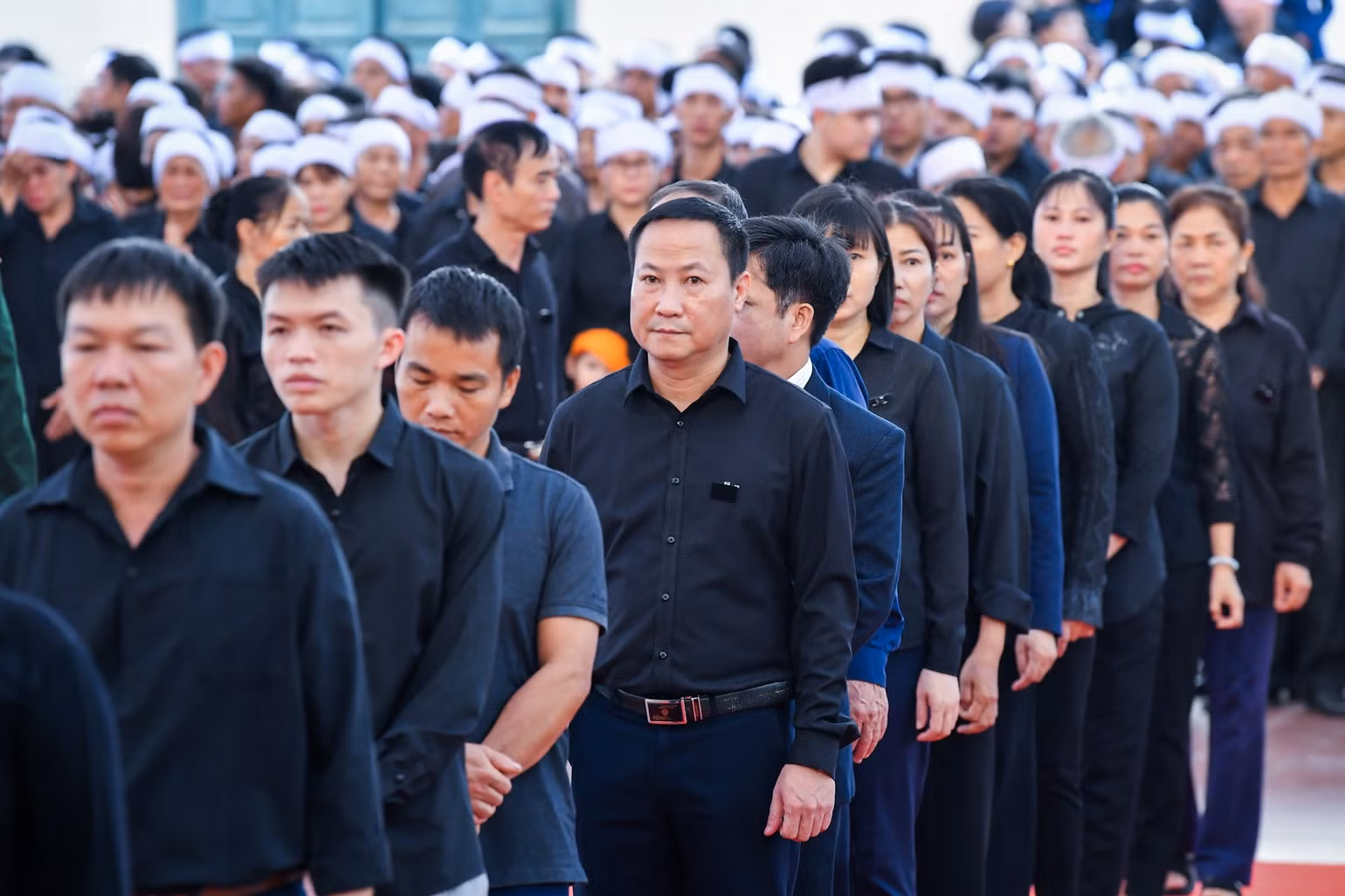 Toàn cảnh Lễ viếng Tổng Bí thư Nguyễn Phú Trọng: Trang nghiêm và xúc động ảnh 18 Toàn cảnh Lễ viếng Tổng Bí thư Nguyễn Phú Trọng: Trang nghiêm và xúc động ảnh 18