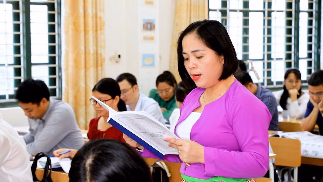 Việc dạy tiếng dân tộc Mường nhằm phục vụ tích cực công tác dân vận, tuyên truyền, vận động vùng đồng bào dân tộc thiểu số và miền núi.