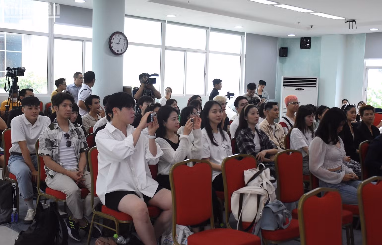 Nhiều gương mặt trẻ tài năng, triển vọng tham gia Workshop diễn xuất “Ươm mầm tài năng". Nhiều gương mặt trẻ tài năng, triển vọng tham gia Workshop diễn xuất “Ươm mầm tài năng".