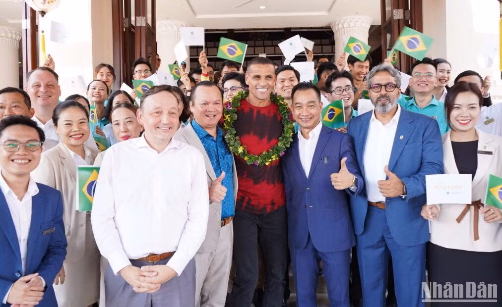 Lễ đón các ngôi sao này diễn ra tại Furama Resort Đà Nẵng. (Ảnh: ANH ĐÀO) Lễ đón các ngôi sao này diễn ra tại Furama Resort Đà Nẵng. (Ảnh: ANH ĐÀO)