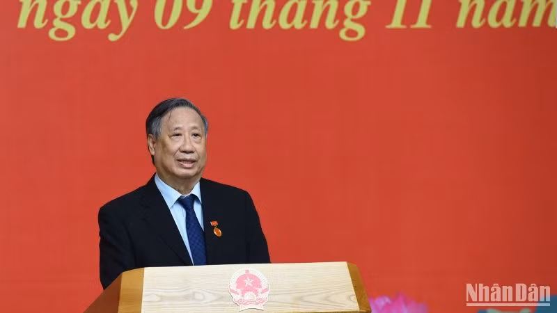 Đồng chí Phạm Gia Khiêm, nguyên Ủy viên Bộ Chính trị, nguyên Phó Thủ tướng Chính phủ phát biểu. Đồng chí Phạm Gia Khiêm, nguyên Ủy viên Bộ Chính trị, nguyên Phó Thủ tướng Chính phủ phát biểu.