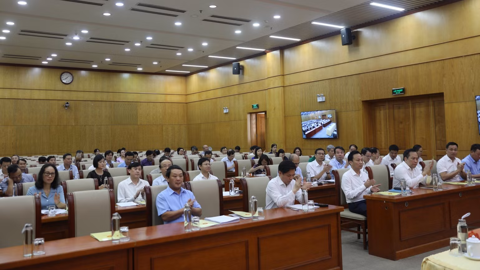 Các đại biểu dự Hội nghị.