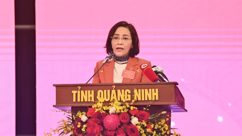 Trưởng ban Công tác đại biểu Nguyễn Thị Thanh trình bày báo cáo tại Hội nghị. (Ảnh: Duy Linh) Trưởng ban Công tác đại biểu Nguyễn Thị Thanh trình bày báo cáo tại Hội nghị. (Ảnh: Duy Linh)