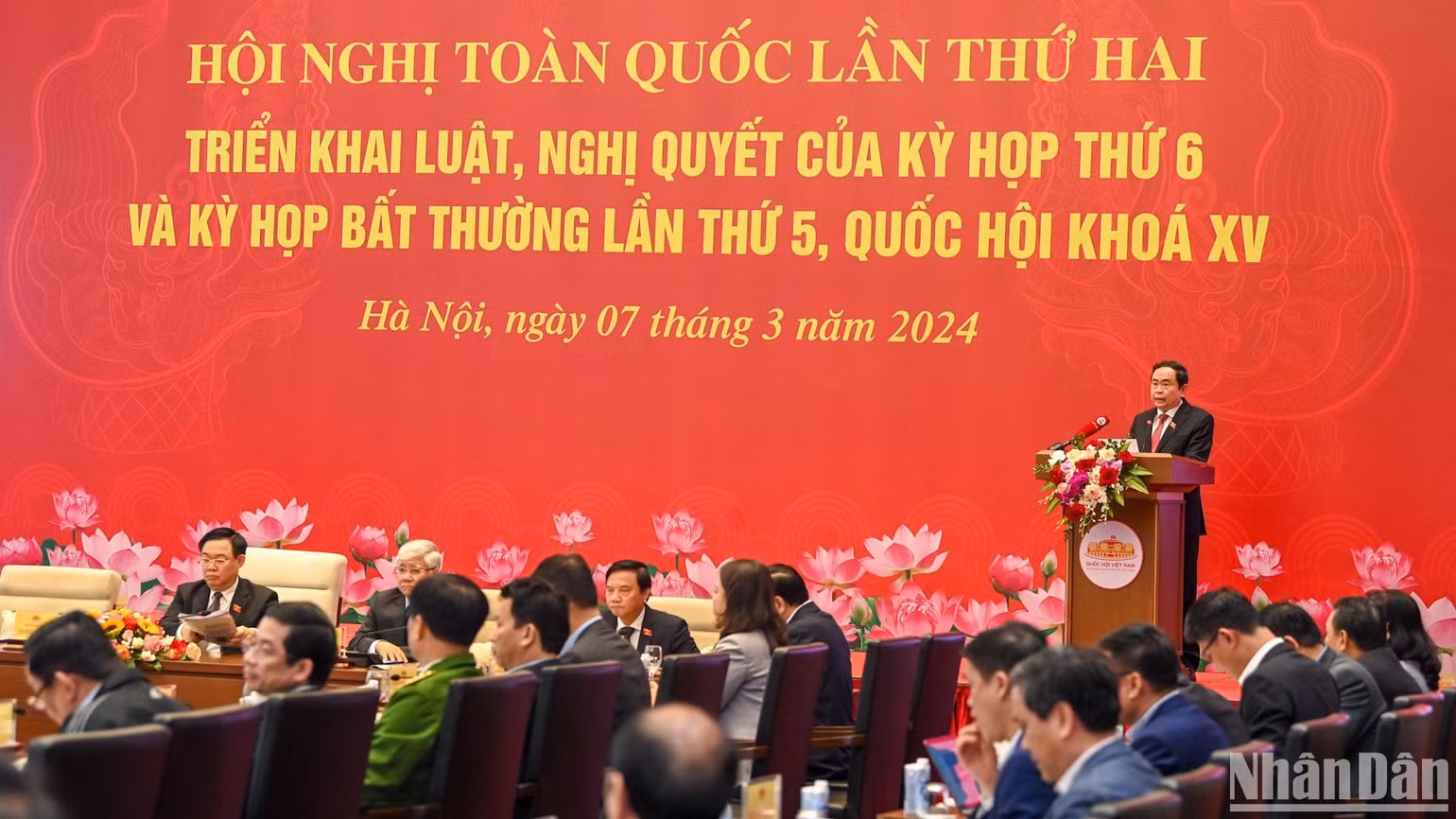 Đông đảo lãnh đạo các cơ quan của Quốc hội, bộ, ngành tham dự Hội nghị. (Ảnh: Duy Linh)