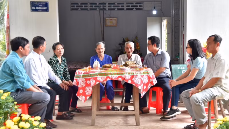 Gia đình ông Phạm Văn Út cuối cùng cũng đã được đón Tết trong ngôi nhà vững chãi, che nắng, che mưa mà bấy lâu gia đình ông chưa có điều kiện xây dựng được.