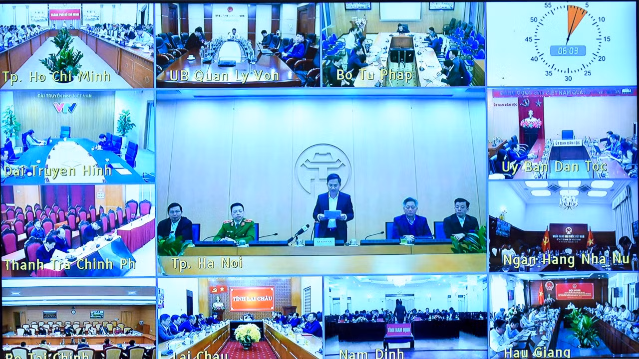Hội nghị được kết nối trực tuyến từ Trụ sở Chính phủ tới các điểm cầu trụ sở các bộ, ngành, cơ quan Trung ương và UBND các tỉnh, thành phố.