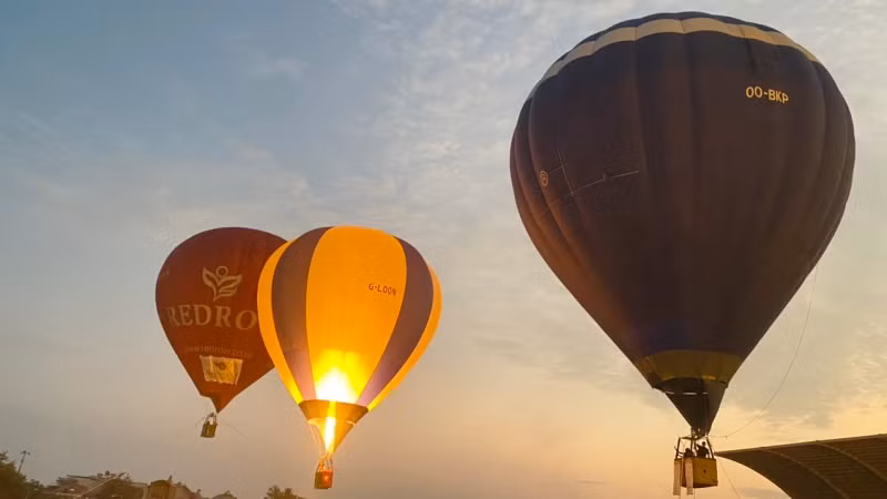 Lễ hội Khinh khí cầu quốc tế “Quy Nhơn, Bình Định - Thiên đường biển” sẽ diễn ra từ từ 25/4 đến 5/5/2023, tại Quảng trường Quy Nhơn, thành phố Quy Nhơn, tỉnh Bình Định. Lễ hội Khinh khí cầu quốc tế “Quy Nhơn, Bình Định - Thiên đường biển” sẽ diễn ra từ từ 25/4 đến 5/5/2023, tại Quảng trường Quy Nhơn, thành phố Quy Nhơn, tỉnh Bình Định.