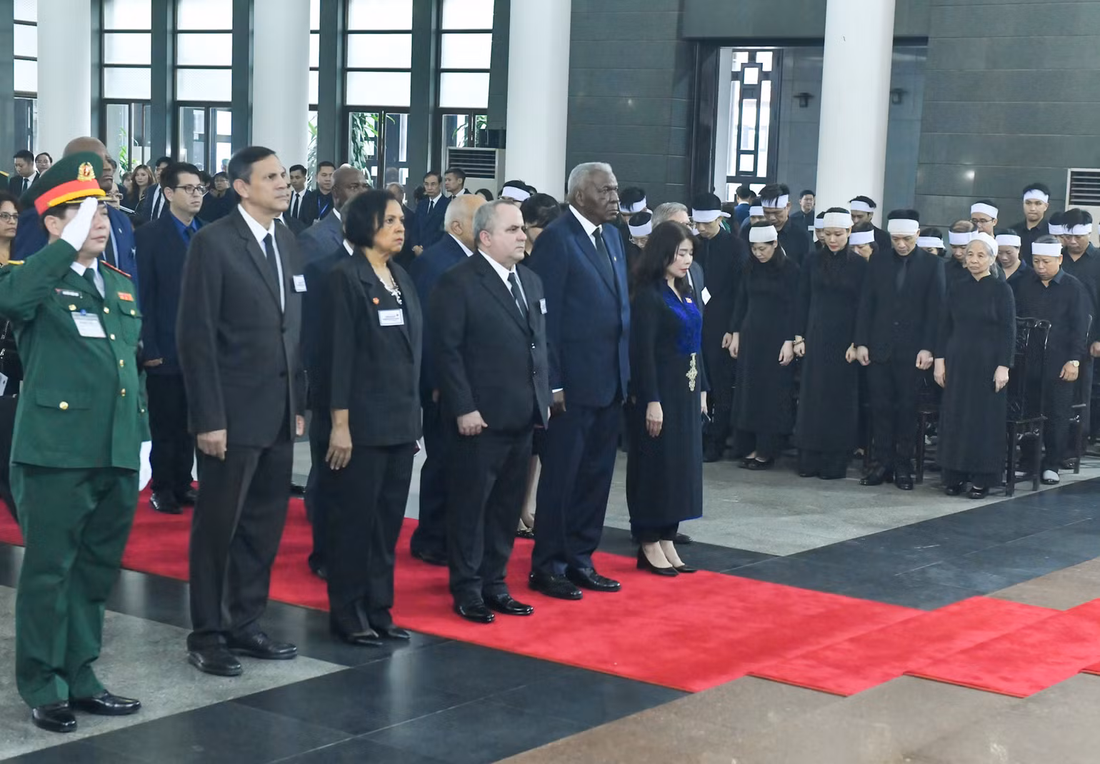 Đoàn Cuba viếng Tổng Bí thư Nguyễn Phú Trọng. Đoàn Cuba viếng Tổng Bí thư Nguyễn Phú Trọng.