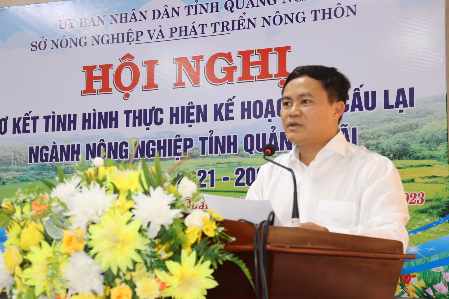 Giám đốc Sở Nông nghiệp và Phát triển nông thôn Hồ Trọng Phương phát biểu tại hội nghị. Giám đốc Sở Nông nghiệp và Phát triển nông thôn Hồ Trọng Phương phát biểu tại hội nghị.