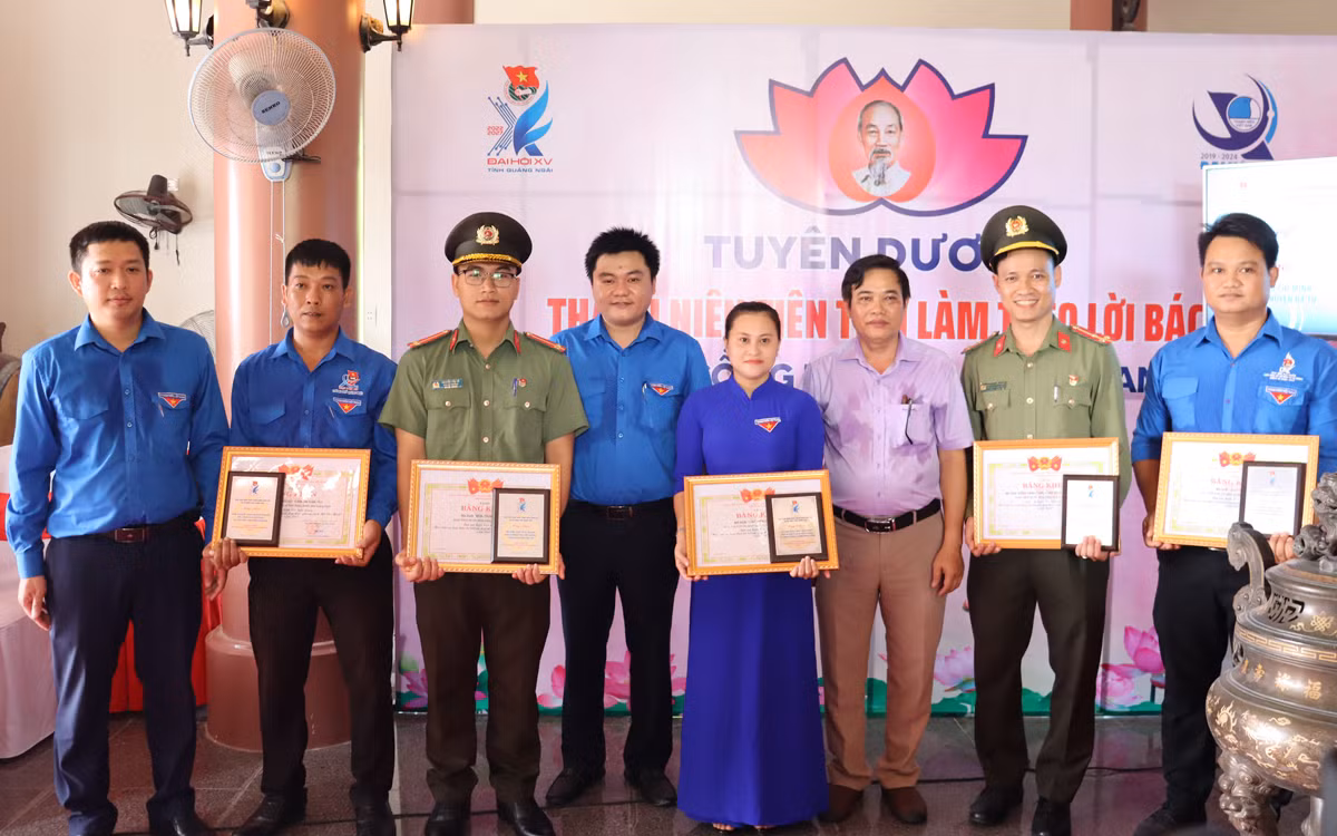 Tôn vinh các cơ sở đoàn có mô hình tiêu biểu trong học tập và làm theo tư tưởng, đạo đức, phong cách Hồ Chí Minh.