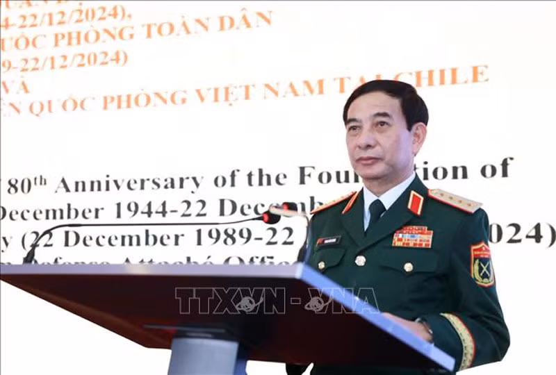Đại tướng Phan Văn Giang, Bộ trưởng Quốc phòng đọc diễn văn kỷ niệm. (Ảnh: Lâm Khánh/TTXVN) Đại tướng Phan Văn Giang, Bộ trưởng Quốc phòng đọc diễn văn kỷ niệm. (Ảnh: Lâm Khánh/TTXVN)