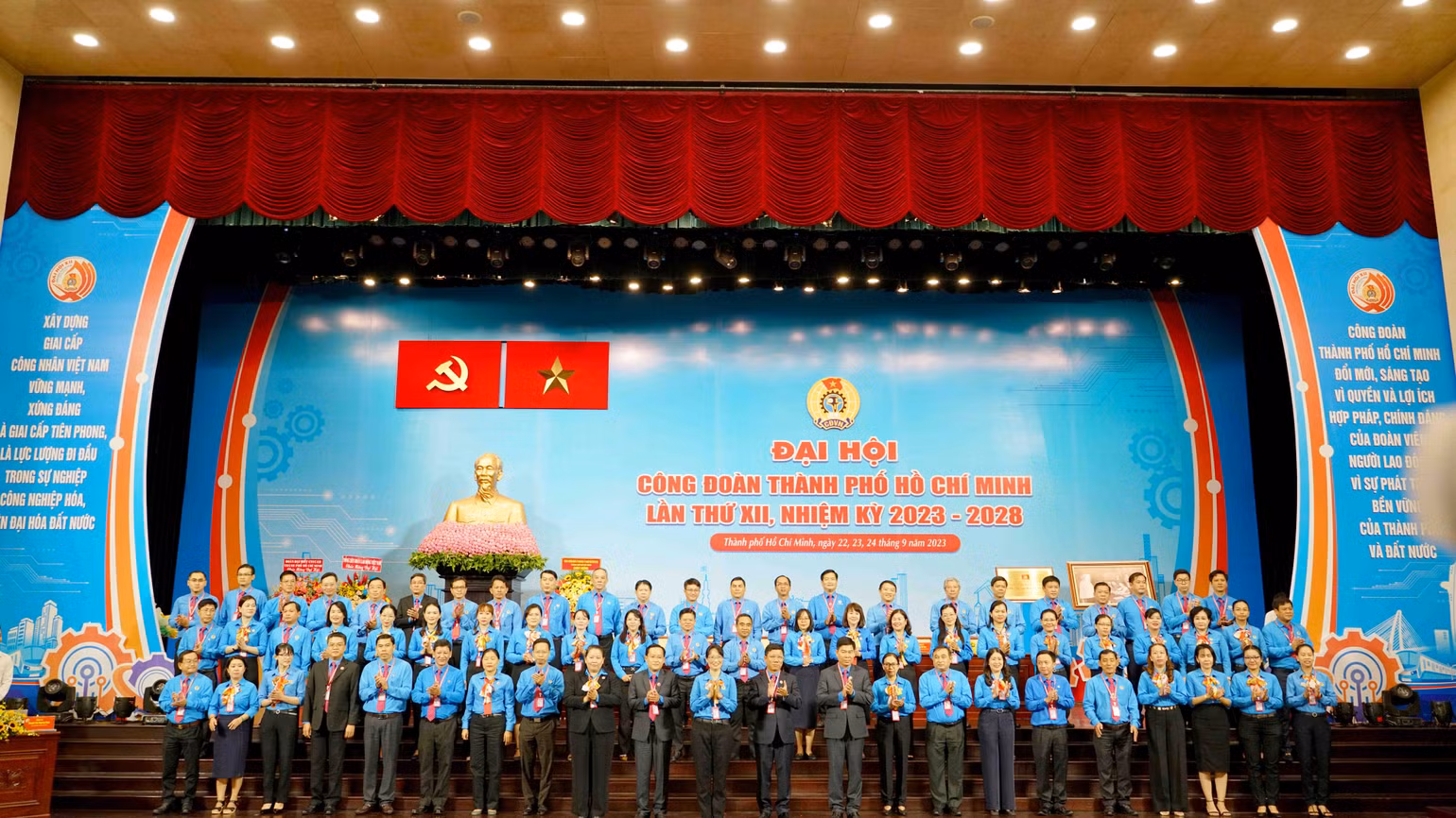 Phương châm của Đại hội: “Đổi mới - Dân chủ - Đoàn kết - Phát triển”. Phương châm của Đại hội: “Đổi mới - Dân chủ - Đoàn kết - Phát triển”.