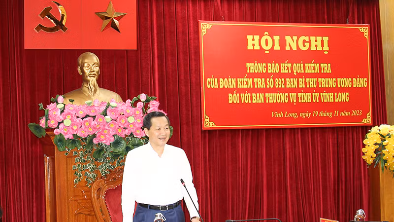 Phó Thủ tướng Lê Minh Khái phát biểu tại buổi làm việc.