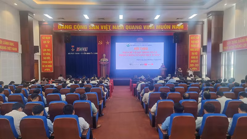 Quang cảnh hội thảo.