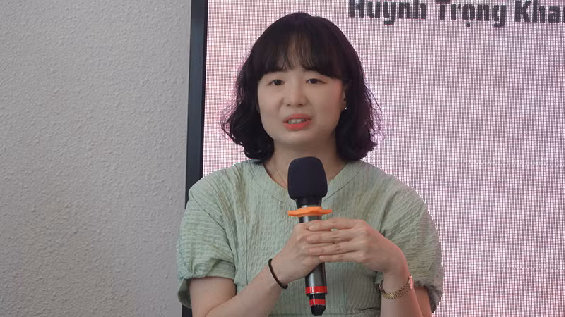 Nhà văn Choi Eun Young.