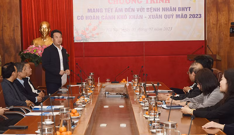 Tổng Giám đốc Bảo hiểm xã hội Việt Nam Nguyễn Thế Mạnh chia sẻ tại chương trình. (Ảnh: Trần Hải) Tổng Giám đốc Bảo hiểm xã hội Việt Nam Nguyễn Thế Mạnh chia sẻ tại chương trình. (Ảnh: Trần Hải)