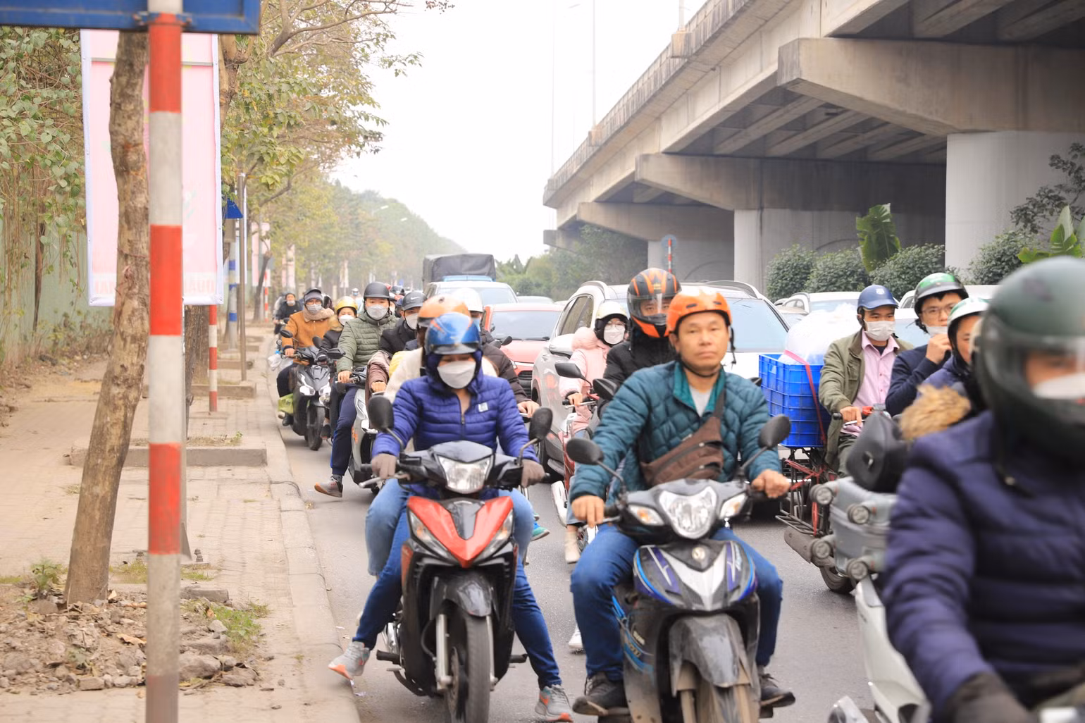 Ngày mai, 27/1, người dân sẽ có buổi làm việc đầu tiên sau kỳ nghỉ lễ kéo dài.