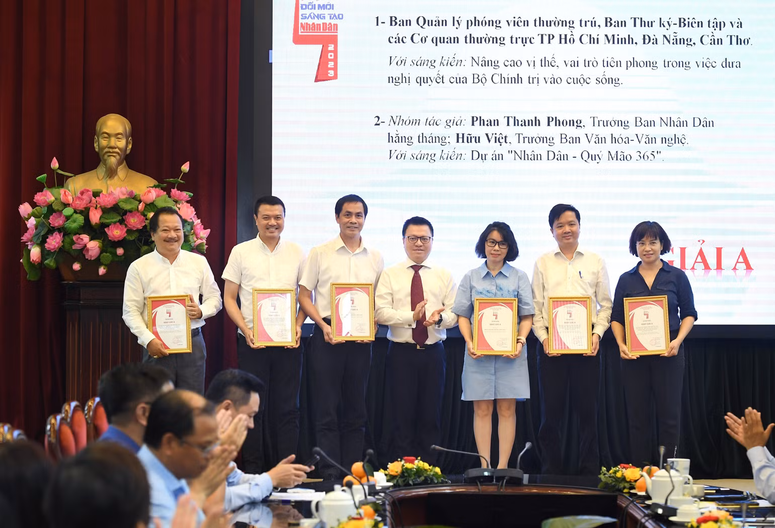 Các tác giả, đơn vị nhận giải A.