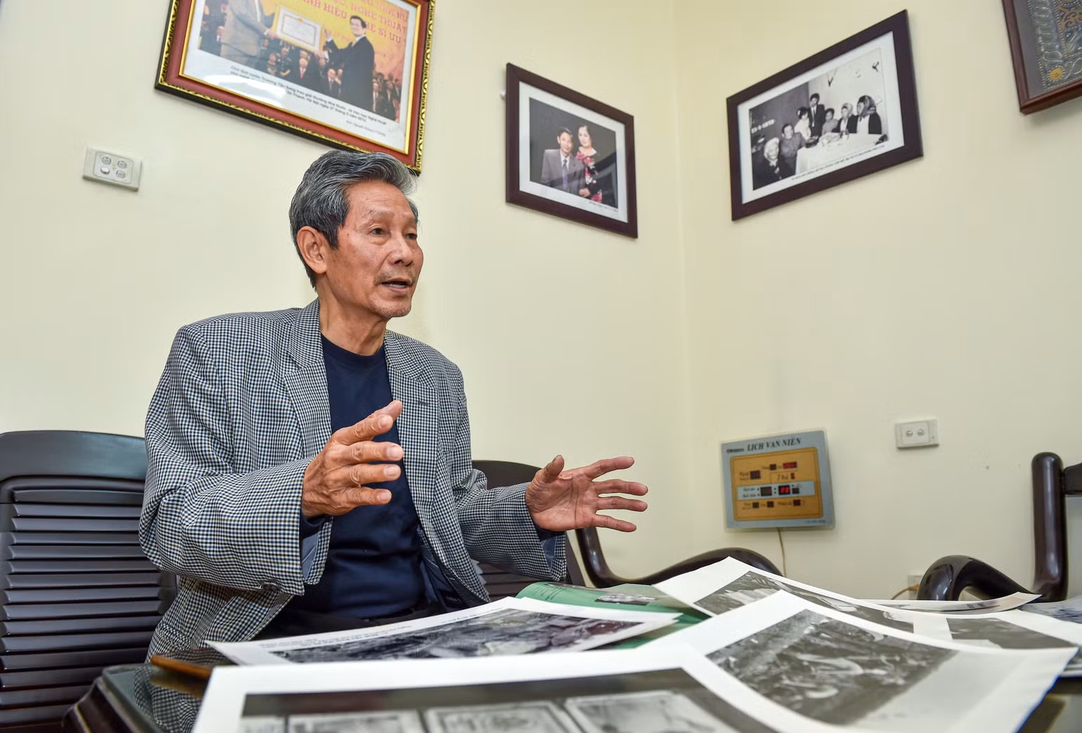 Với nghệ sĩ Chu Chí Thành, mỗi khoảnh khắc được lưu giữ trong ảnh lại là một câu chuyện riêng đầy ẩn ức. (Ảnh: THÀNH ĐẠT) Với nghệ sĩ Chu Chí Thành, mỗi khoảnh khắc được lưu giữ trong ảnh lại là một câu chuyện riêng đầy ẩn ức. (Ảnh: THÀNH ĐẠT)