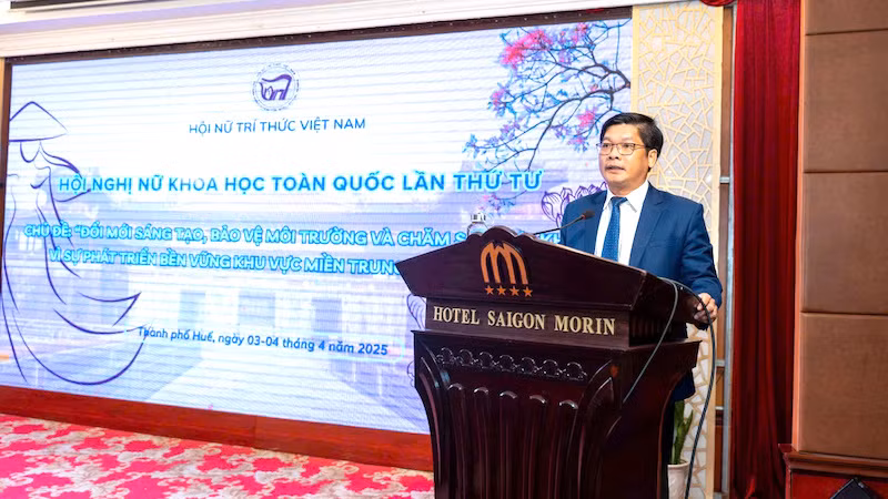 Ông Nguyễn Chí Tài, Phó Chủ tịch UBND Thành phố Huế chia sẻ tại Hội nghị.