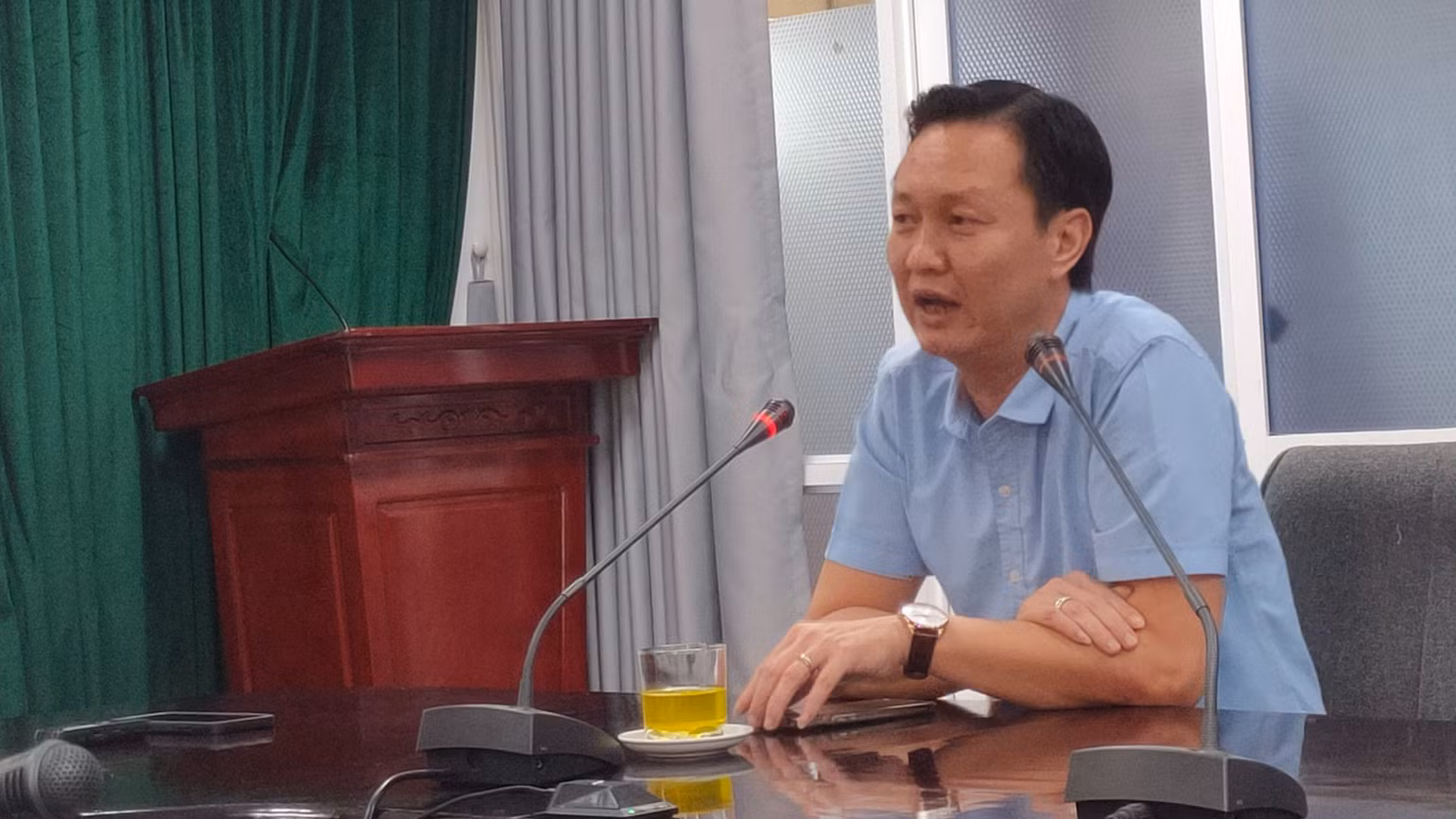 Phó Giám đốc Trung tâm Dịch vụ việc làm Hà Nội Vũ Quang Thành cho biết, Hà Nội đã triển khai bộ công cụ quản lý điều hành sàn giao dịch việc làm trực tuyến tại hệ thống 15 sàn giao dịch việc làm hiện có. Phó Giám đốc Trung tâm Dịch vụ việc làm Hà Nội Vũ Quang Thành cho biết, Hà Nội đã triển khai bộ công cụ quản lý điều hành sàn giao dịch việc làm trực tuyến tại hệ thống 15 sàn giao dịch việc làm hiện có.