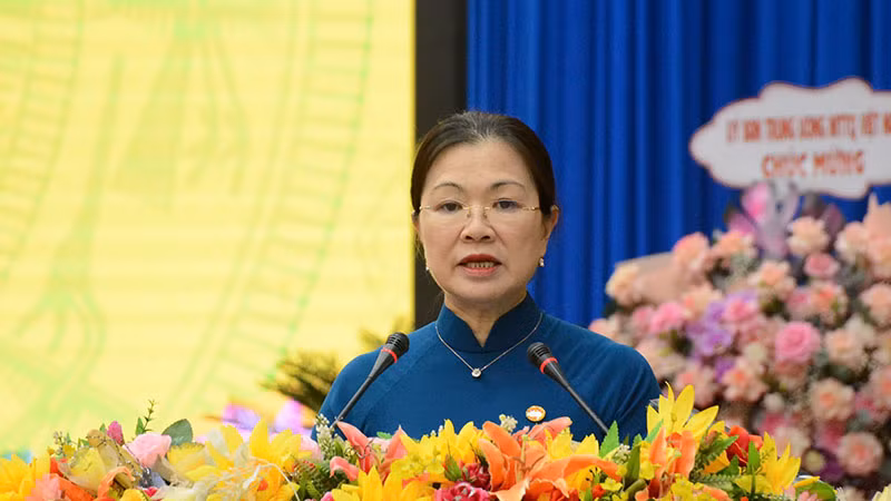 Phó Chủ tịch Ủy ban Trung ương Mặt trận Tổ quốc Việt Nam Trương Thị Ngọc Ánh phát biểu chỉ đạo tại Đại hội