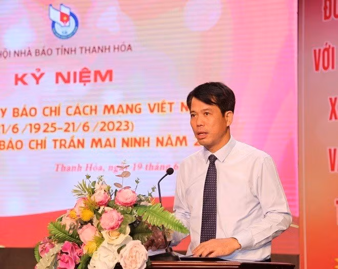 Trưởng Ban Tuyên giáo Tỉnh ủy Thanh Hóa phát biểu tại buổi lễ.