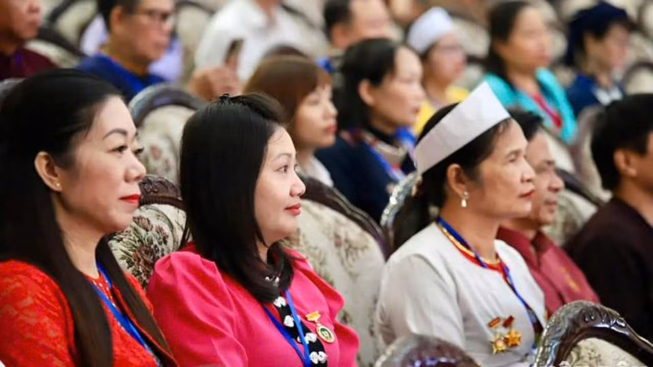 Đông đảo các đại biểu dự đại hội.