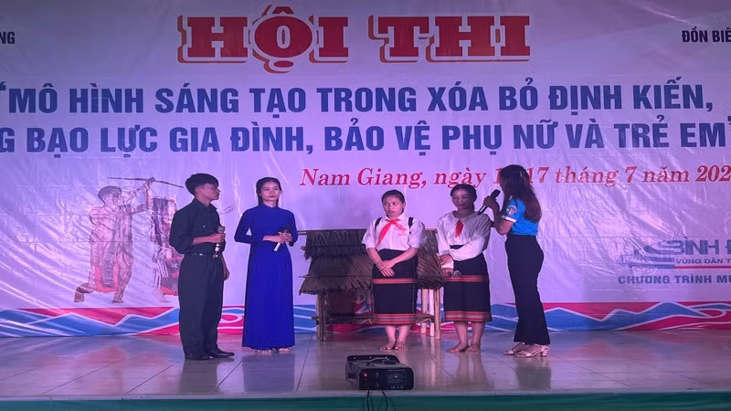 Những kiến thức, thông tin mới được Hội Liên hiệp Phụ nữ huyện Nam Giang lồng ghép qua các cuộc thi.