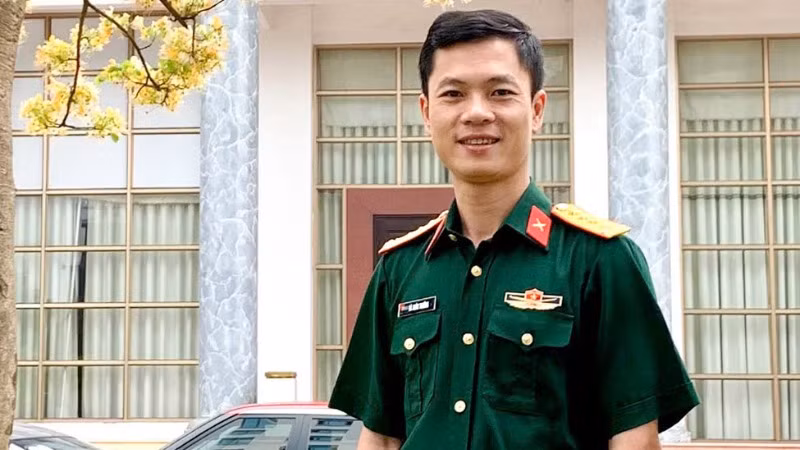Đạo diễn, Đại úy Hà Xuân Trường. Đạo diễn, Đại úy Hà Xuân Trường.