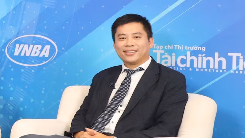 Ông Văn Anh Tuấn. Ông Văn Anh Tuấn.