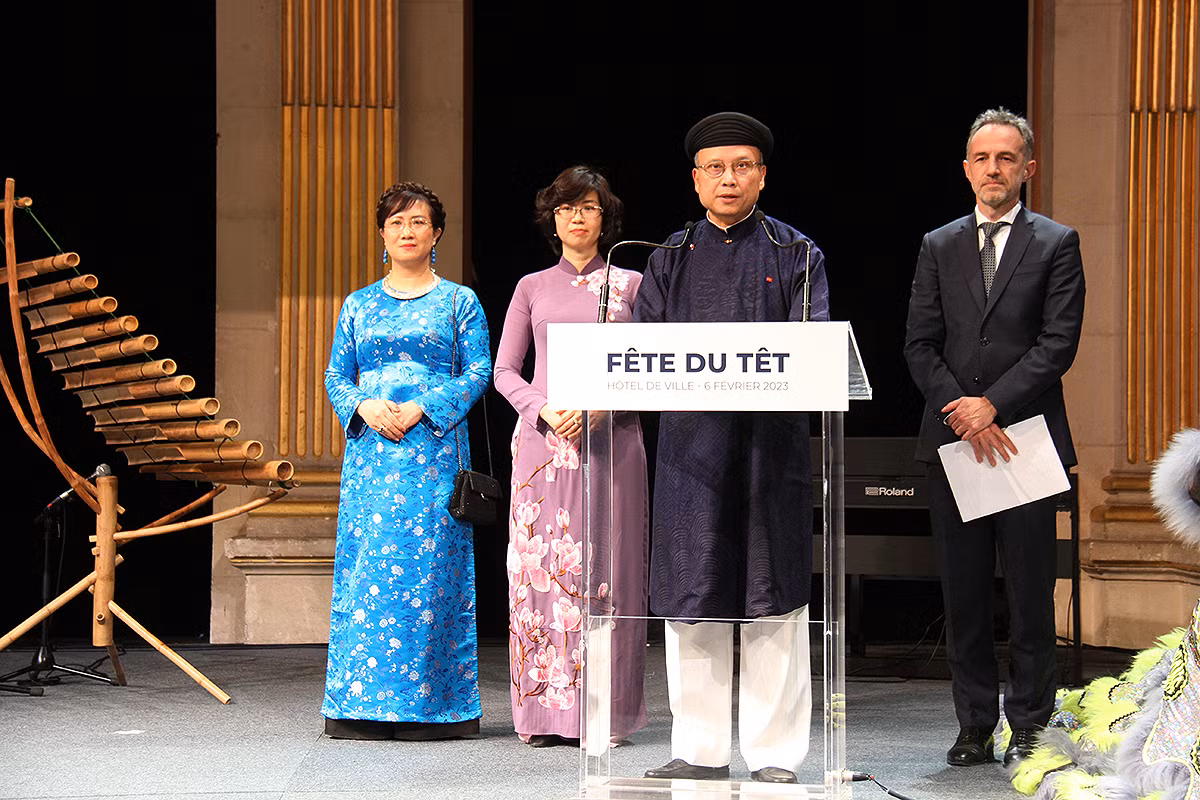 Đại sứ Đinh Toàn Thắng bày tỏ tin tưởng rằng, năm mới 2023 sẽ có bước phát triển mới trong quan hệ hữu nghị và hợp tác Việt Nam-Pháp.