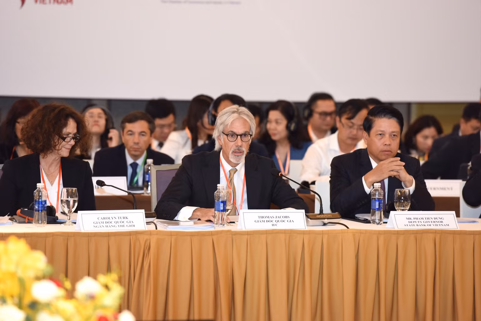 Giám đốc Quốc gia IFC Thomas Jacobs phát biểu. Giám đốc Quốc gia IFC Thomas Jacobs phát biểu.