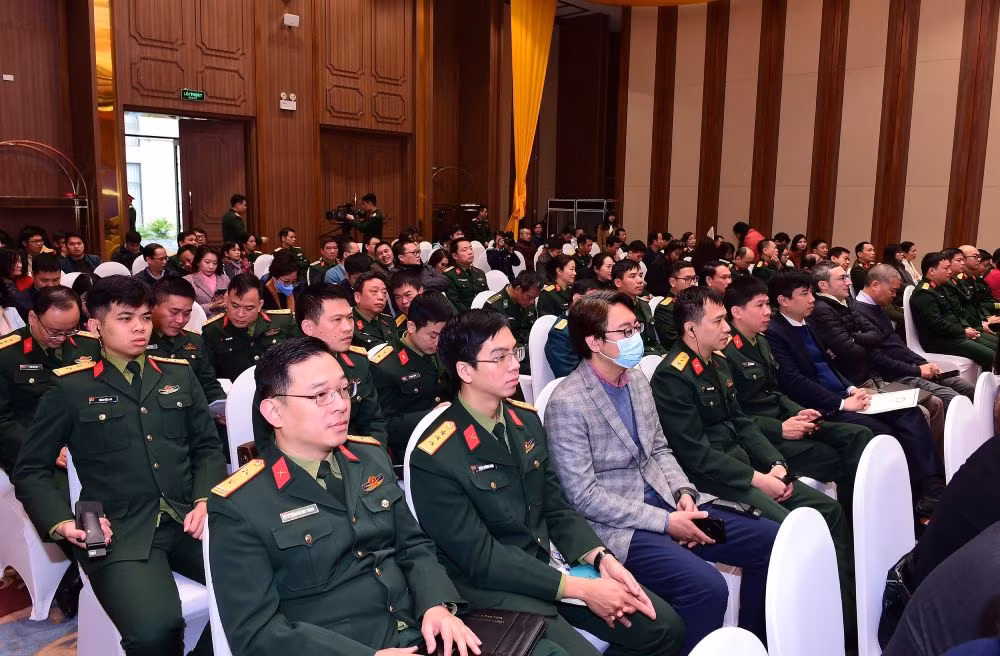 Các đại biểu dự buổi gặp mặt.