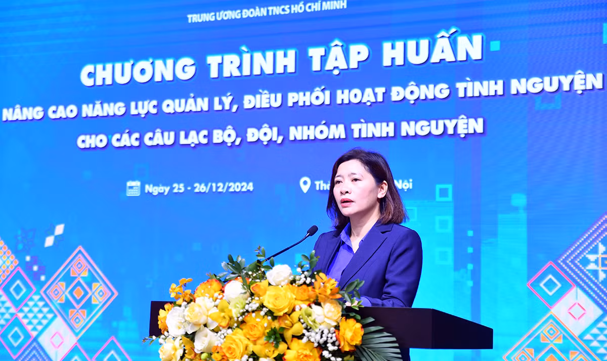 Đồng chí Đỗ Thị Kim Hoa chia sẻ ý kiến tại chương trình. Đồng chí Đỗ Thị Kim Hoa chia sẻ ý kiến tại chương trình.