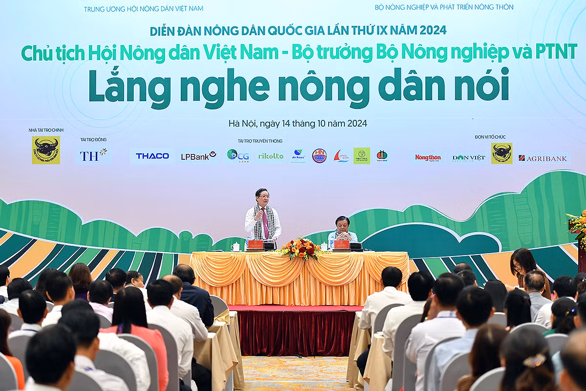 Toàn cảnh Diễn đàn.