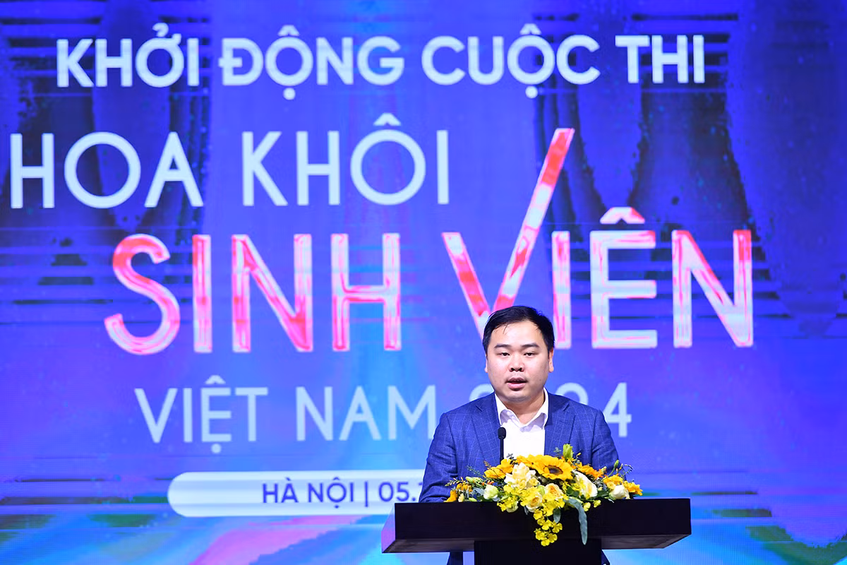 Đồng chí Nguyễn Xuân Hiếu phát biểu ý kiến tại lễ phát động Cuộc thi.