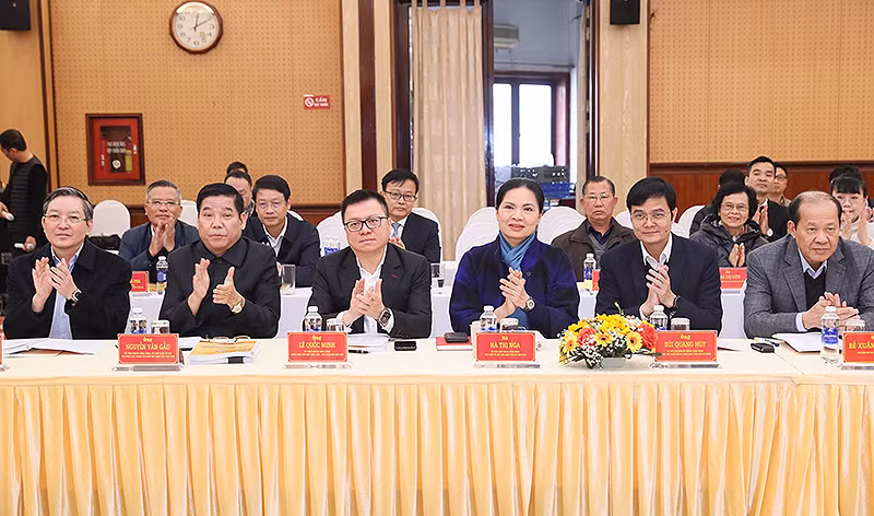 Các đại biểu dự Hội nghị.