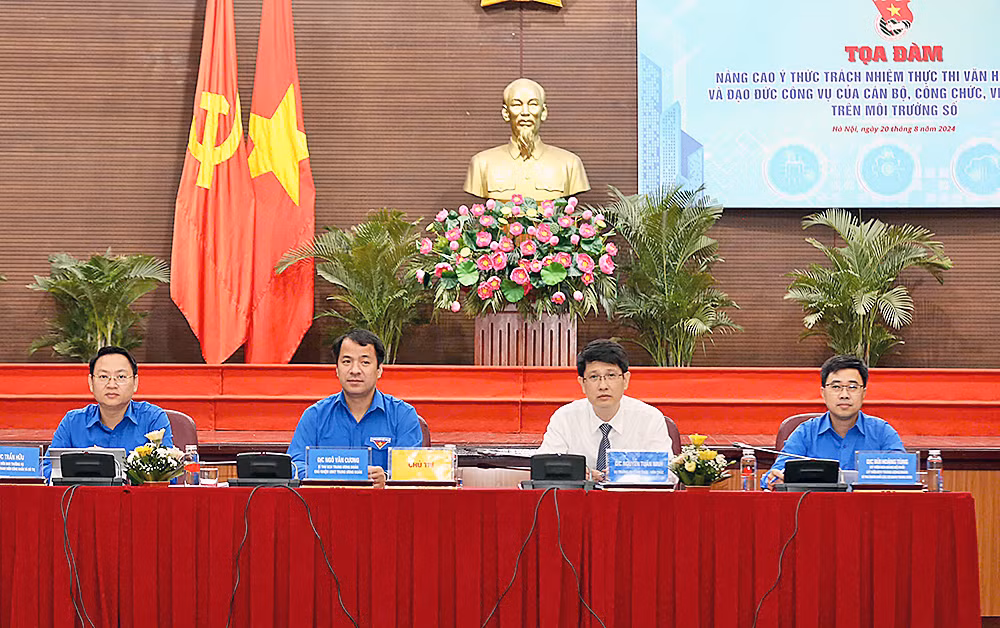 Các đồng chí chủ trì Tọa đàm.