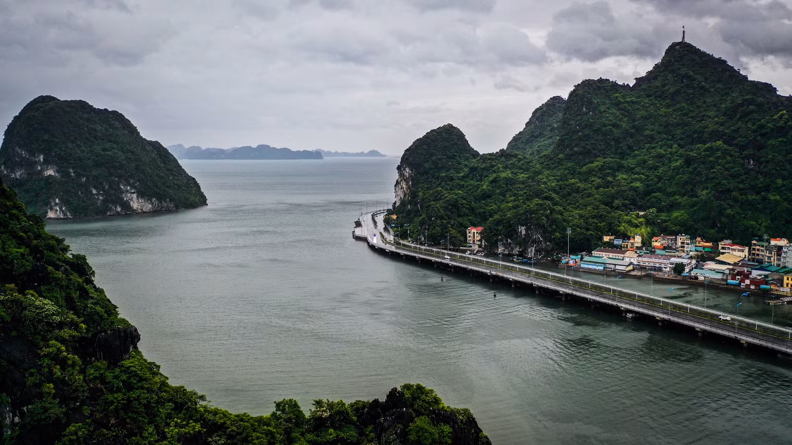 [Live] Bão số 3 di chuyển về phía Tây Bắc Bộ và suy yếu thành áp thấp nhiệt đới ảnh 19