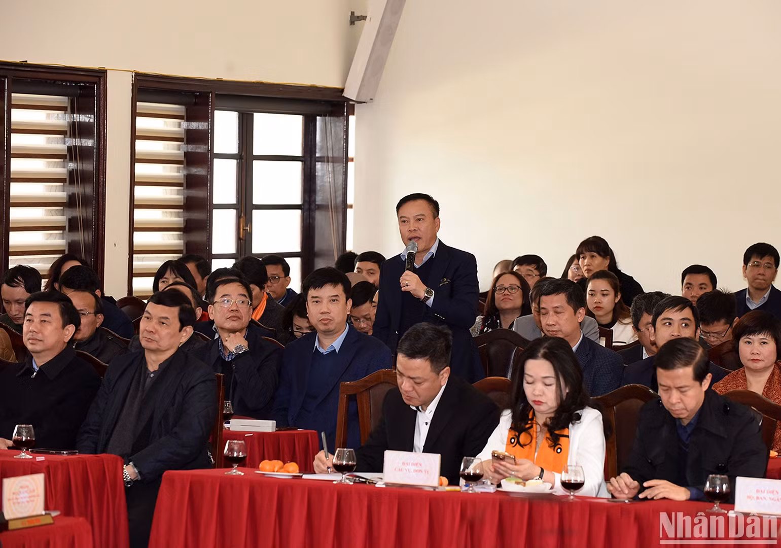 Tổng Biên tập Báo Nông thôn Ngày nay Lưu Quang Định phát biểu. Tổng Biên tập Báo Nông thôn Ngày nay Lưu Quang Định phát biểu.