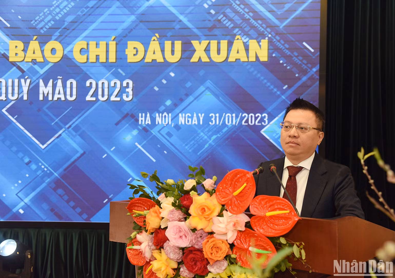 Đồng chí Lê Quốc Minh, Phó Trưởng Ban Tuyên giáo Trung ương, Tổng Biên tập Báo Nhân Dân, Chủ tịch Hội Nhà báo Việt Nam phát biểu. Đồng chí Lê Quốc Minh, Phó Trưởng Ban Tuyên giáo Trung ương, Tổng Biên tập Báo Nhân Dân, Chủ tịch Hội Nhà báo Việt Nam phát biểu.
