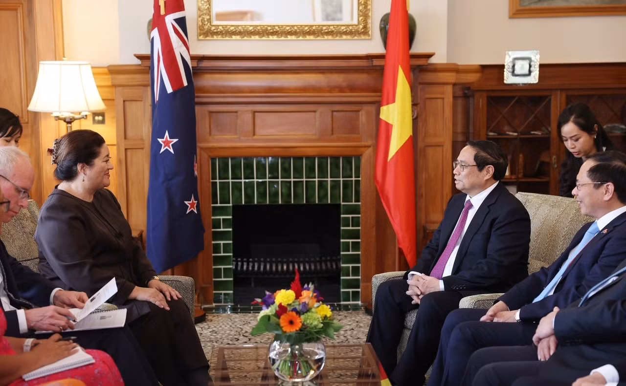 Thủ tướng Phạm Minh Chính hội kiến Toàn quyền New Zealand Cindy Kiro. Ảnh: DƯƠNG GIANG/TTXVN