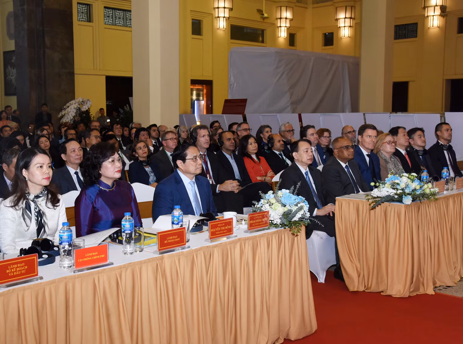 Các đại biểu tham dự lễ kỷ niệm 30 năm quan hệ đối tác Việt Nam-ADB.