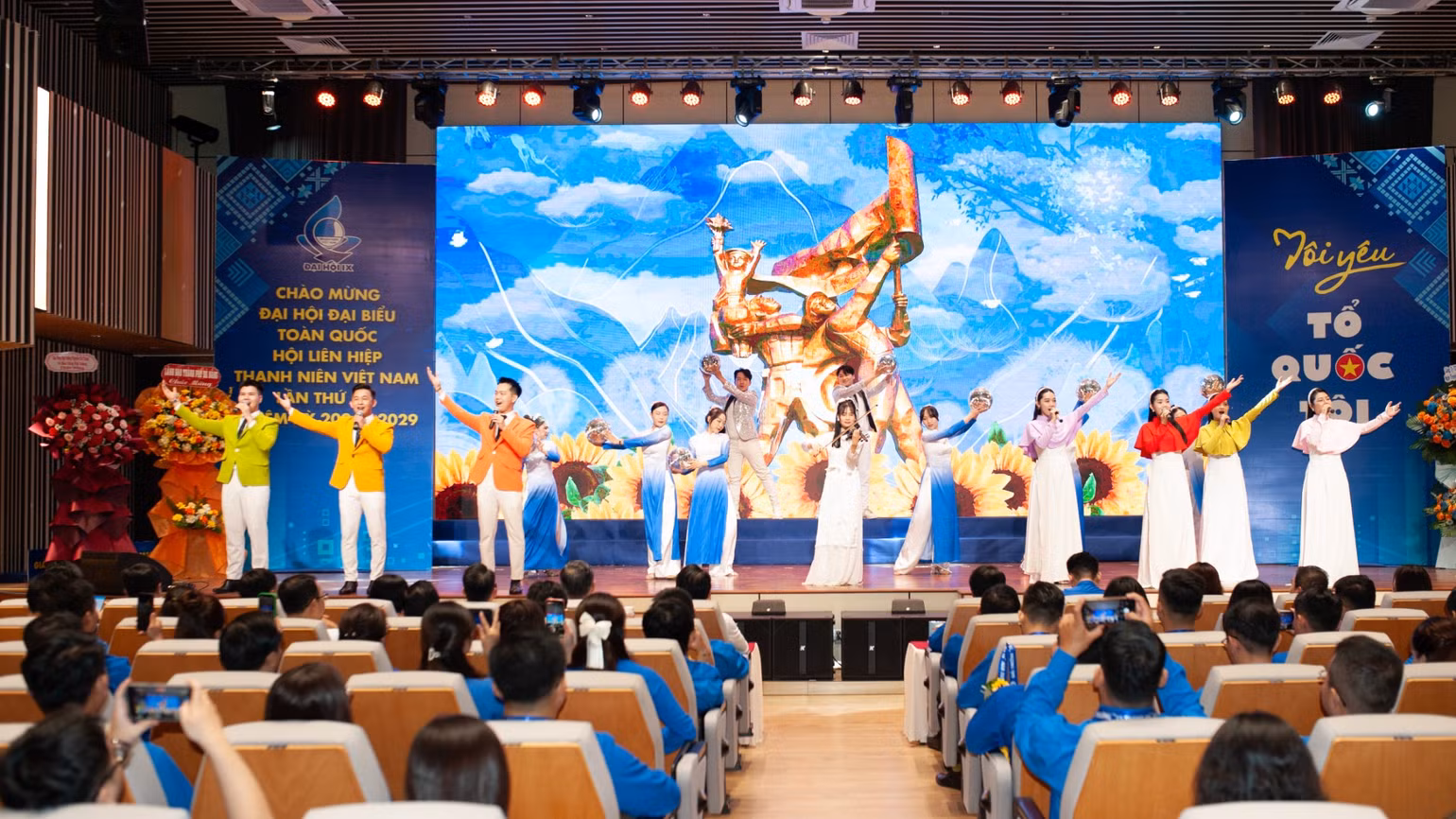 Chương trình kỷ niệm 68 năm Ngày truyền thống Hội Liên hiệp Thanh niên Việt Nam và trao Giải thưởng “15 tháng 10” năm 2024.
