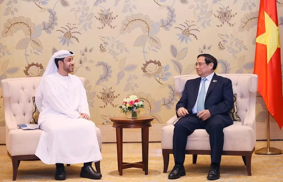 Thủ tướng Phạm Minh Chính tiếp lãnh đạo Tập đoàn Sirius UAE.