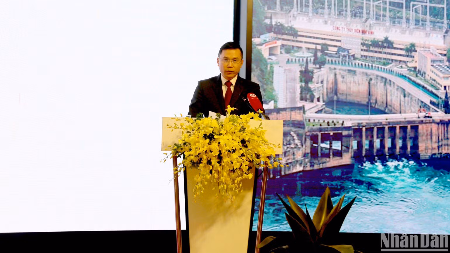Cục trưởng Thông tin đối ngoại Phạm Anh Tuấn phát biểu khai mạc Hội nghị. (Ảnh: Hải Đăng)
