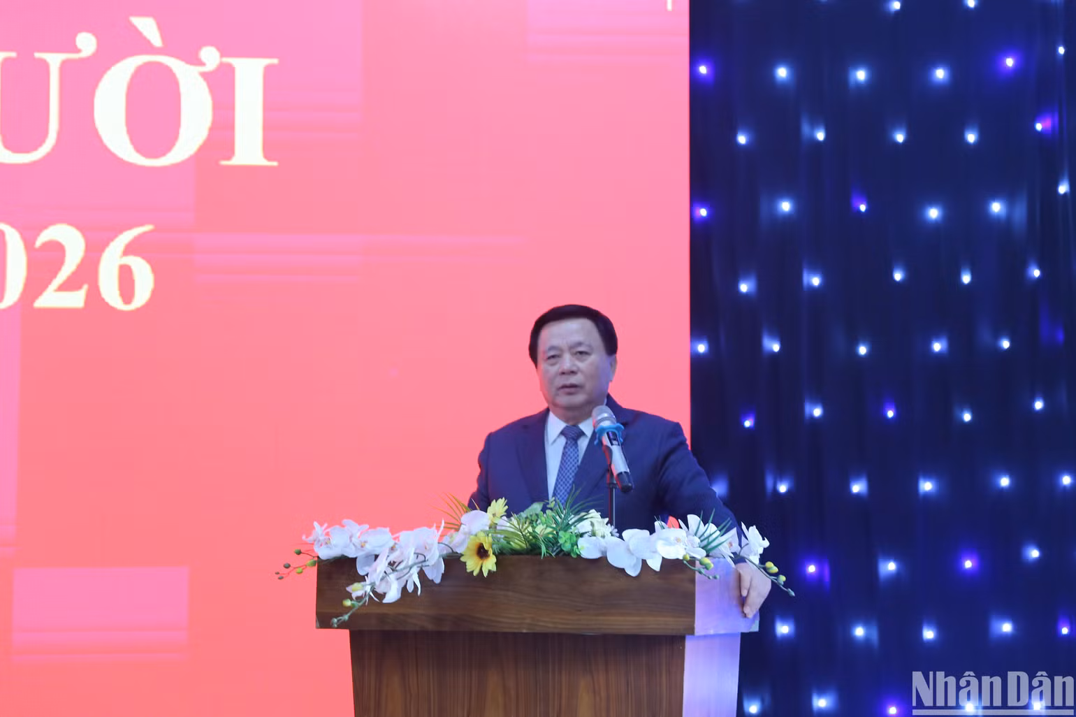 Đồng chí Nguyễn Xuân Thắng, Ủy viên Bộ Chính trị, Giám đốc Học viện Chính trị Quốc gia Hồ Chí Minh, Chủ tịch Hội đồng Lý luận Trung ương phát biểu chỉ đạo kỳ họp. (Ảnh: HẢI ĐĂNG) Đồng chí Nguyễn Xuân Thắng, Ủy viên Bộ Chính trị, Giám đốc Học viện Chính trị Quốc gia Hồ Chí Minh, Chủ tịch Hội đồng Lý luận Trung ương phát biểu chỉ đạo kỳ họp. (Ảnh: HẢI ĐĂNG)