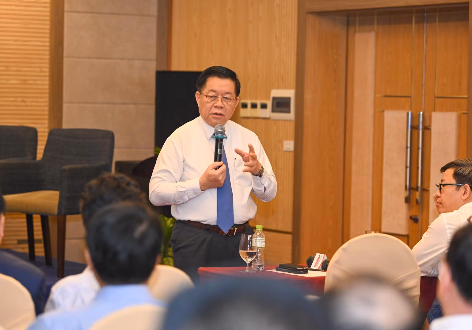Đồng chí Nguyễn Trọng Nghĩa, Bí thư Trung Ương Đảng, Trưởng Ban Tuyên giáo Trung ương phát biểu tổng kết hội thảo.